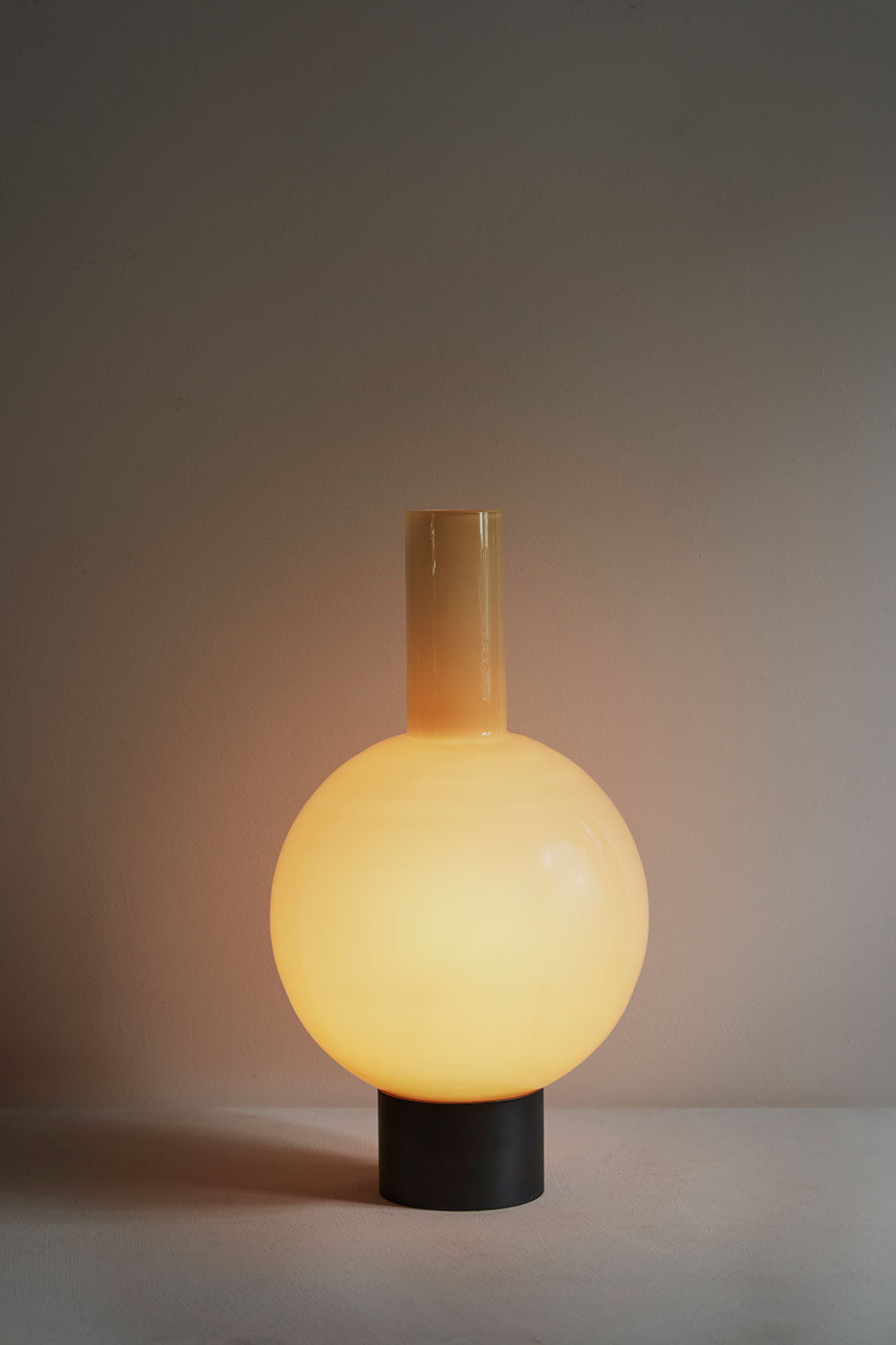 Table Lamp / Glass Puritan / Tobacco