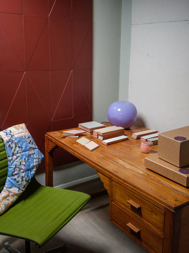 Bon Bon Table/Floor Lamp / Violet