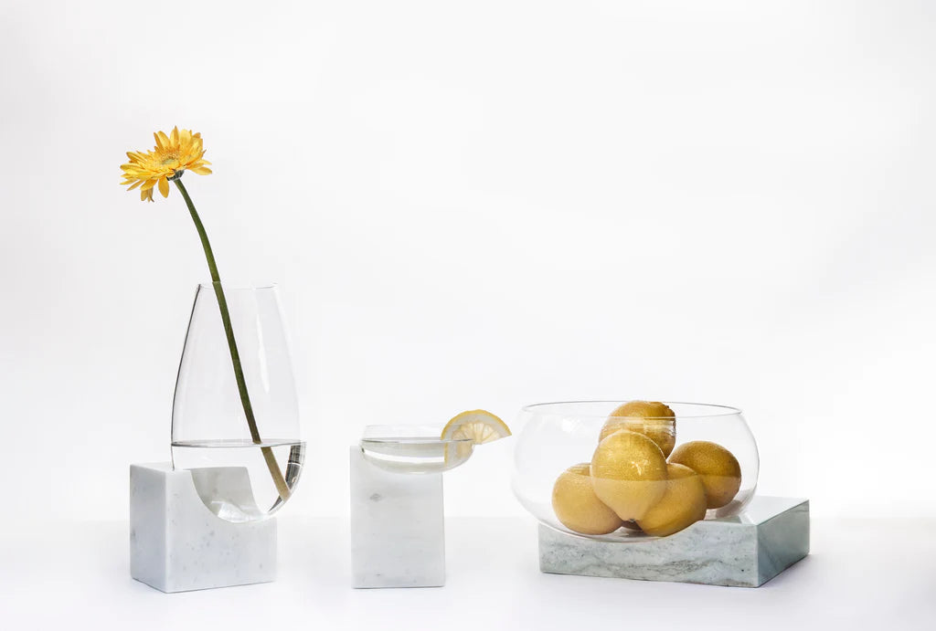 Cliffhanger / Vase - White Marble
