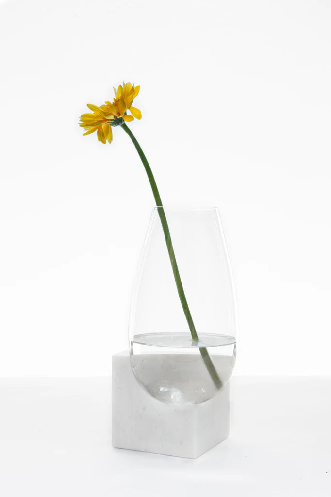 Cliffhanger / Vase - White Marble
